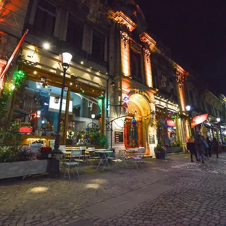 Nightlife Old Town Bucharest