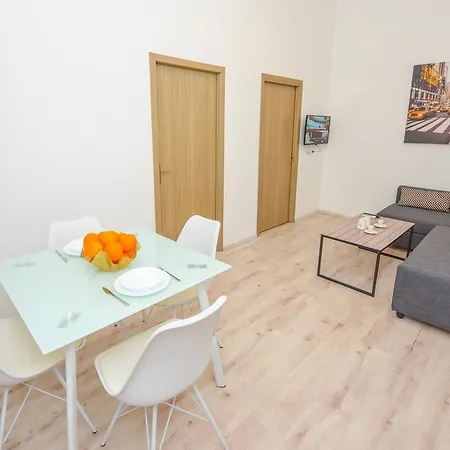 Nightlife Old Town Bucharest