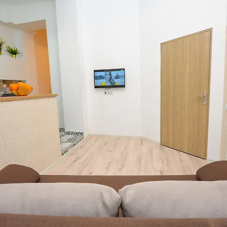 Nightlife Old Town Apartment *