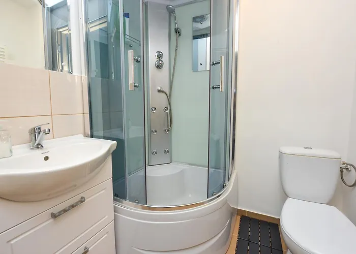 Nightlife Old Town Apartman