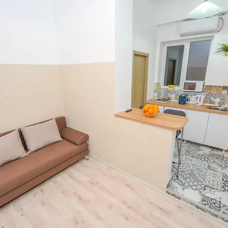 Nightlife Old Town Appartement Boekarest