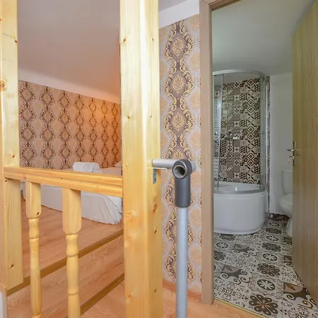 Nightlife Old Town Boekarest